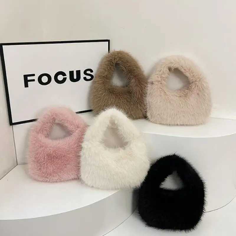 Winter Soft Plush Half Moon Bag Faux Fur Party Clutch Bag Lady Handbags Fluffy Female Winter Purse Casual Tote BagT251213