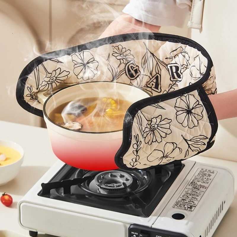 Ergonic Anti-Slip Grip for Grilling Frying Pan Baking Tools - Heavy Duty Kitchen Protection with Burn Protection H251212