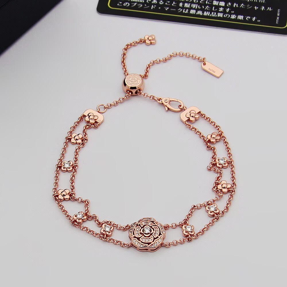 European American Fashion Letters Camellia Titanium Steel Micro Inlaid Zircon Luxury Retro Bracelet with Box High Quality Textured Statement Jewelry G