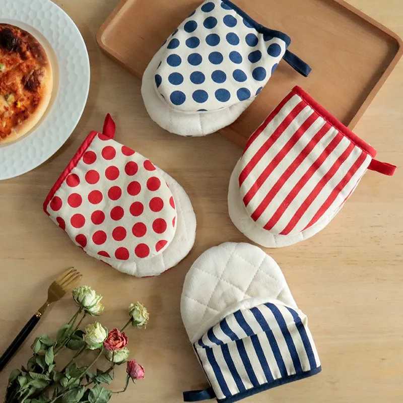 Oven Cotton Gloves Microwave Oven Baking Steaming Cpartment Heat Insation Ironing Thickening Japanese Kitchen Gloves H251212