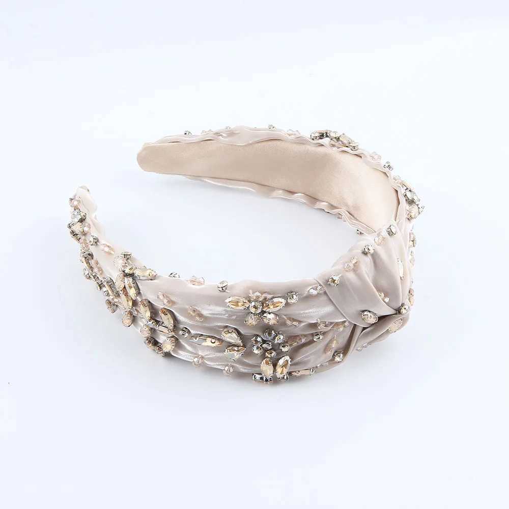 New Luxury Bohen Hair Accories band Crystal Bow Baroque Haiand Center Heaear For Wen Wedding 197 Y251213