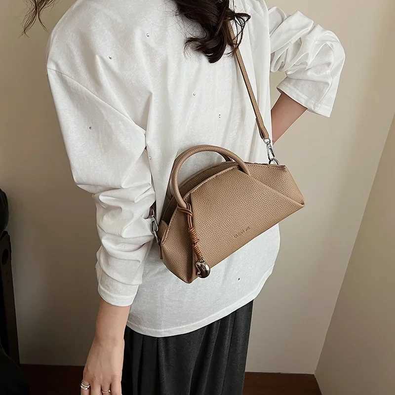 Korean Simple Small Buckets Bags for Women 2025 Trend Yellow Soft Leather Handbags Pleated Lady Crossbody BagT251213