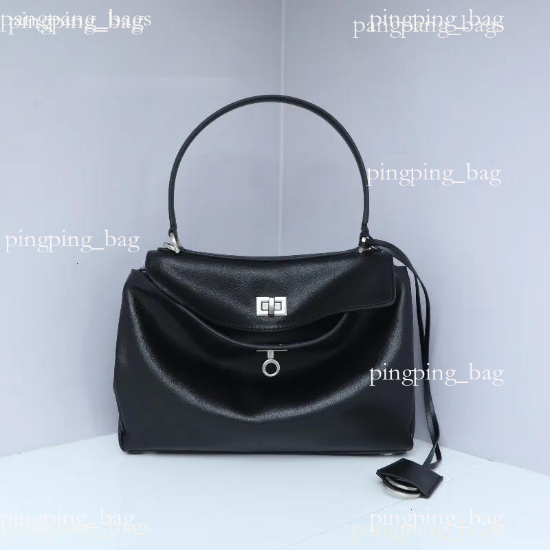 Rodeo bag luxury designer bag tote bag faux gold hardare detachable shoulder strap top quality smooth calfskin fashion shoulder bag medium womens black white d13