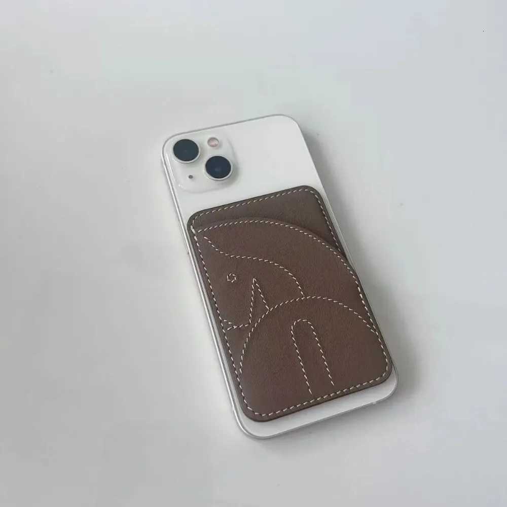 2025 new magnetic card holder with magnetic back sticker and invisible magnetic card holder cpatible with Apple17/16/15 series Y251213