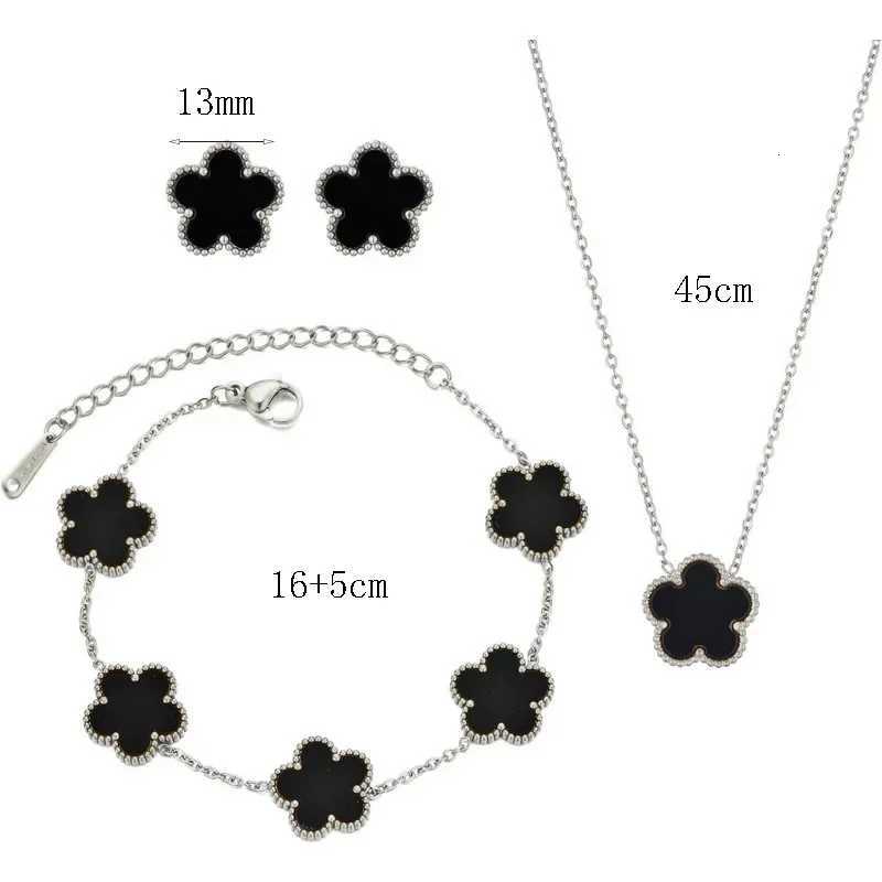 luxury for Women Girls 14K Gold Silver Plated Stainless Steel Five Flower Dainty Lucky Link s Jewelry M251213