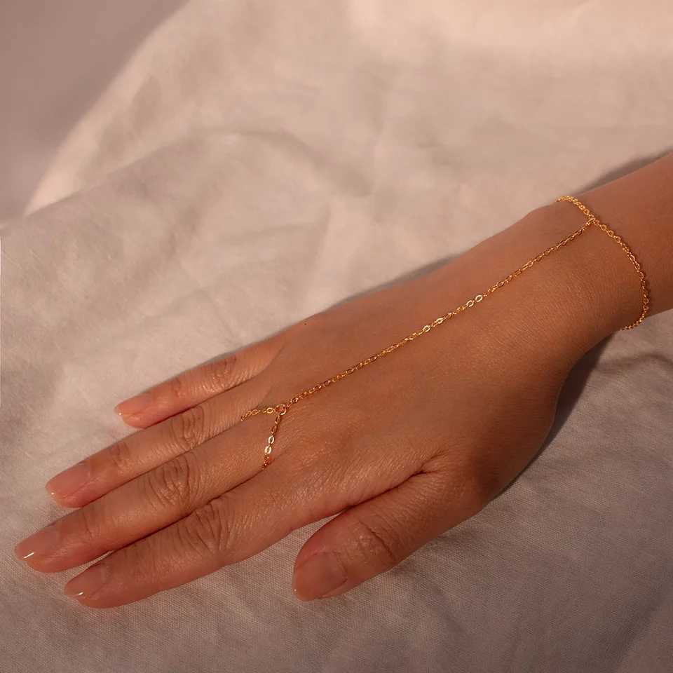 Mini Pearl Hand Chain For Elegant Women Wedding Party High-End Gold Color Link Finger s Stainless Steel Jewelry M251213