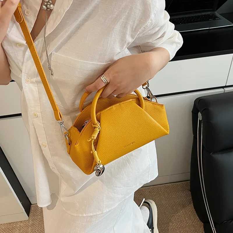 Korean Simple Small Buckets Bags for Women 2025 Trend Yellow Soft Leather Handbags Pleated Lady Crossbody BagT251213