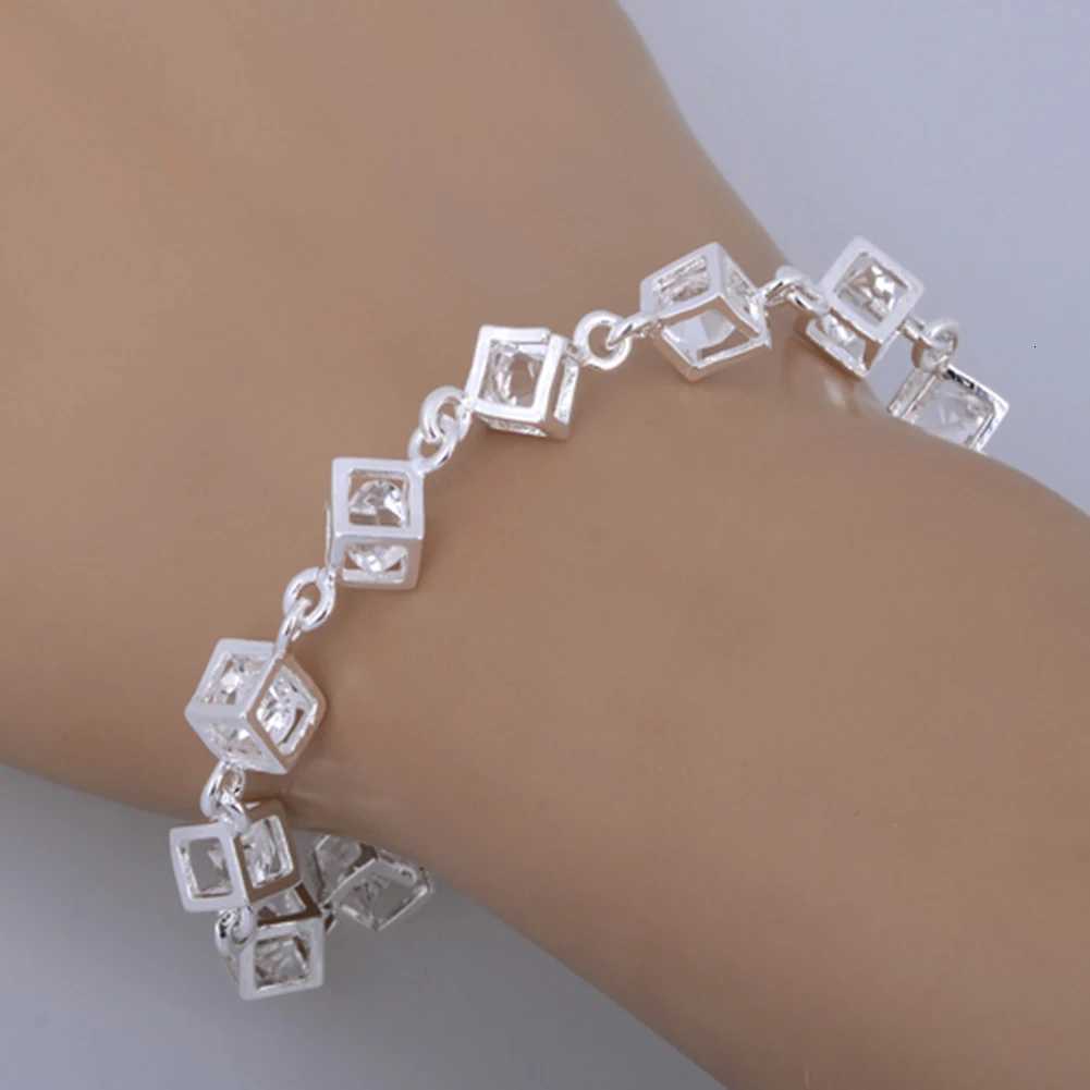 Women Heart Cube Clear Fashion Crystal Bangle Jewelry for Best Friends Gift Sterling Silver Square AAA Zircon M251213