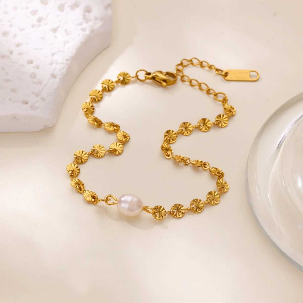 Free Shipping Fashion Imitation Pearl For Women Stainless Steel Gold Color Chain New Wedding Couple Jewelry M251213