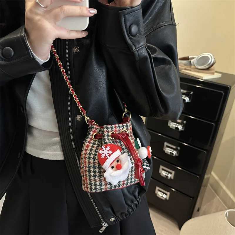Christmas girls tweed check crossbody bagRetro high-end designfashionable versatile for wintercute stylish for little ladiesT251213