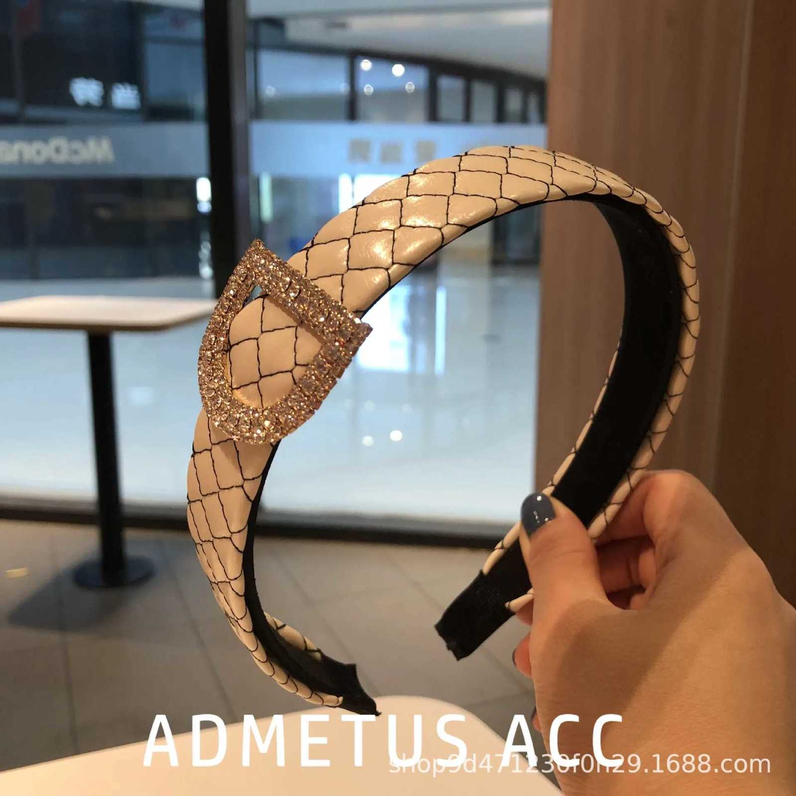 New Letter Designer Artificial Leather bands Fashion Hair Accories Wens PU Haiand Classic Plaid Hair Hoop Heaear Y251213