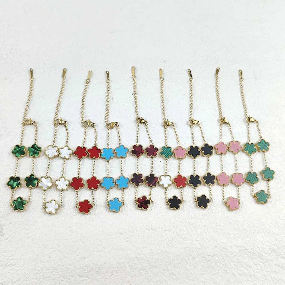 2025 new multi-color flower for women gold-plated anti-allergic stainless steel handpiece simple daily wear M251213