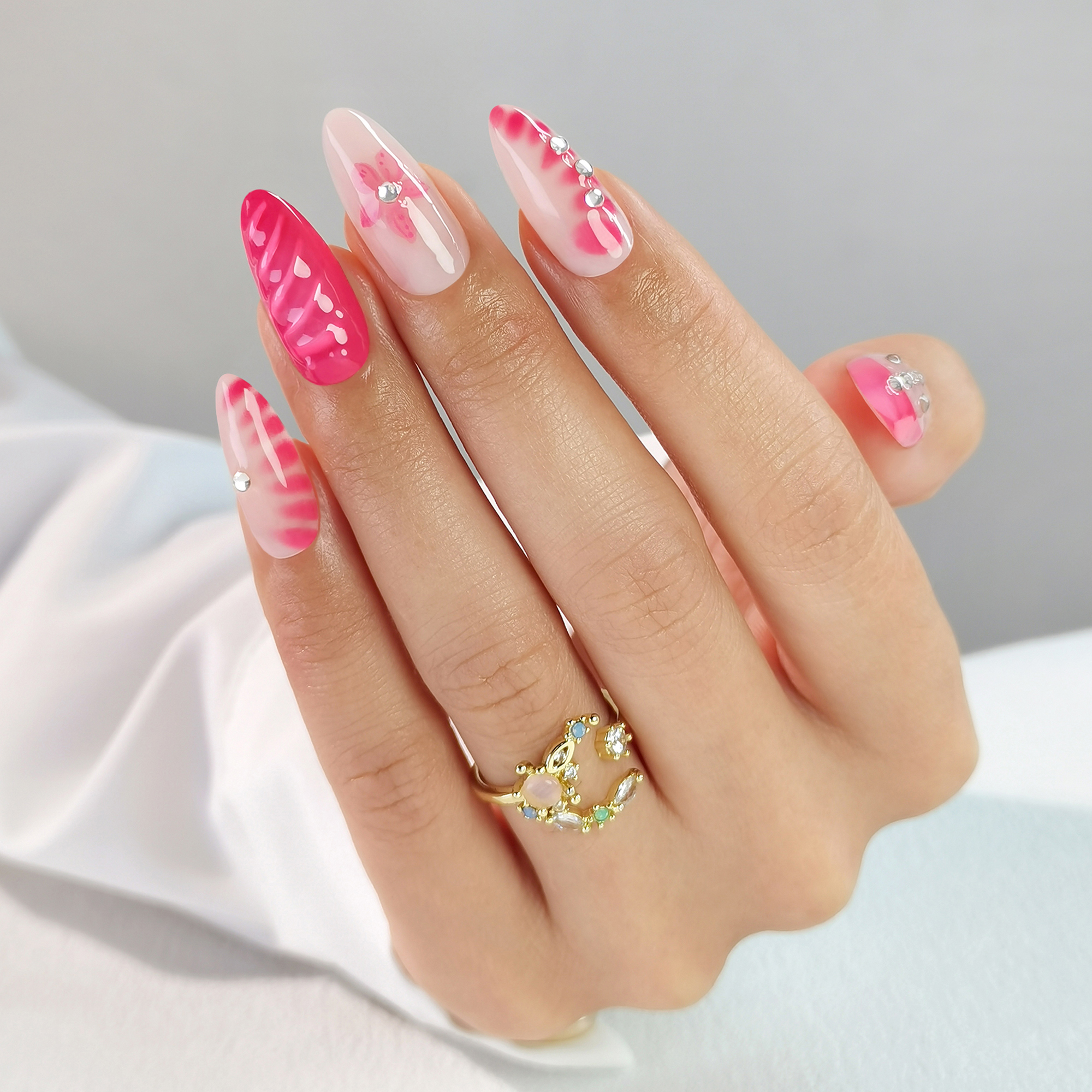 32Pcs Almond Press on Fake Nails Wearable Red Purple Blusher Halo Design False Nails Acrylic Full Over Simple Fashion Nail Tips