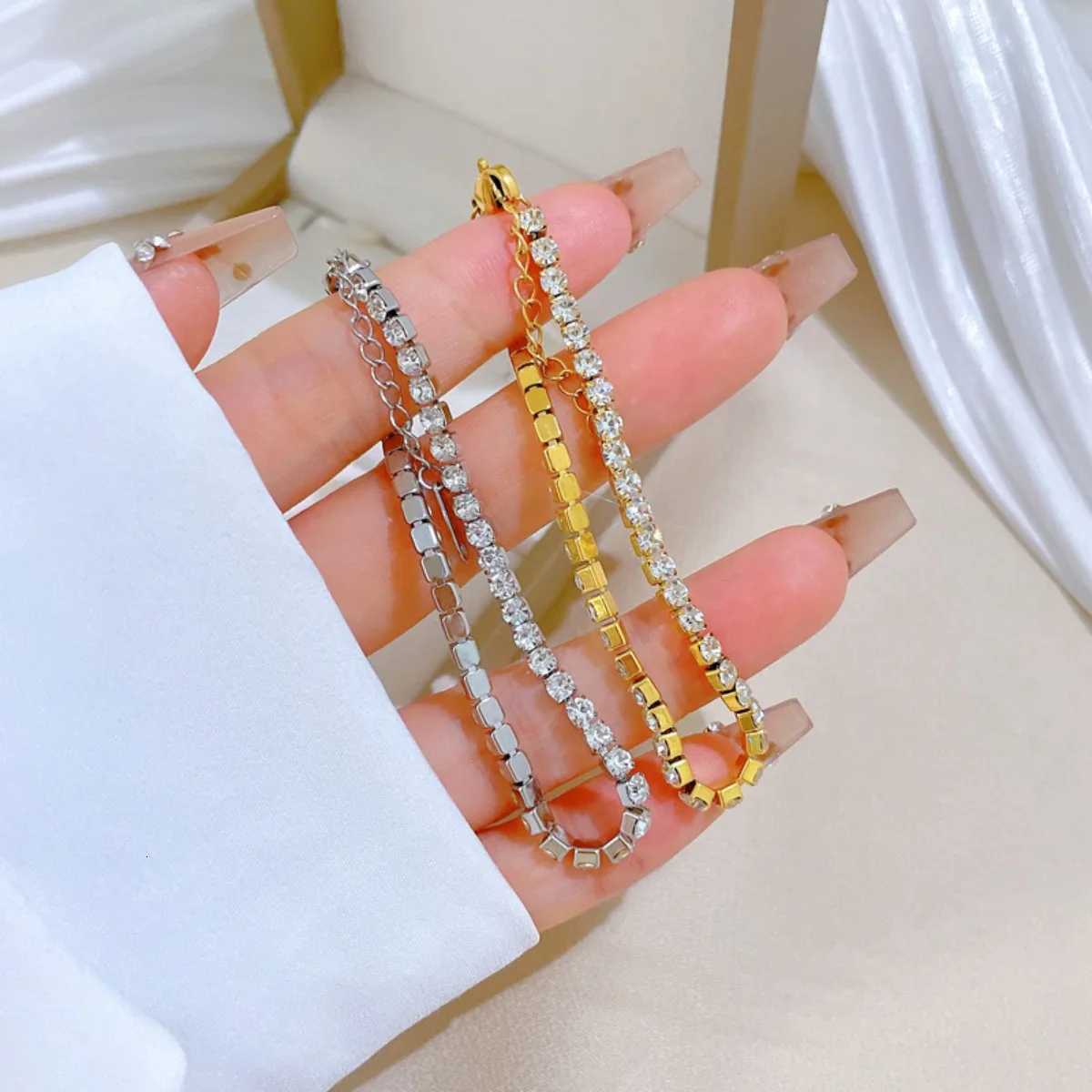 All Stainless Steel Shiny Zircon Tennis Chain s for Women Girls Luxury Bangle Hand Accessories Jewelry Gifts for Friends M251213
