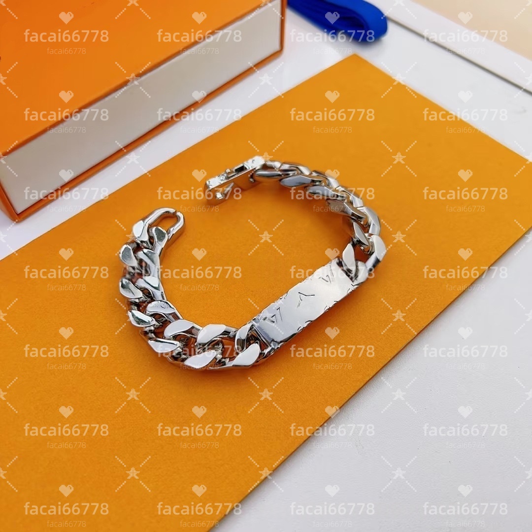 Mens bracelet Designer Chain Bracelets for Womens plated silver metal buckle Jewelry Letter Flower Braclets Crystal Gold Fashion Exquisite Charm Bracelet aa+