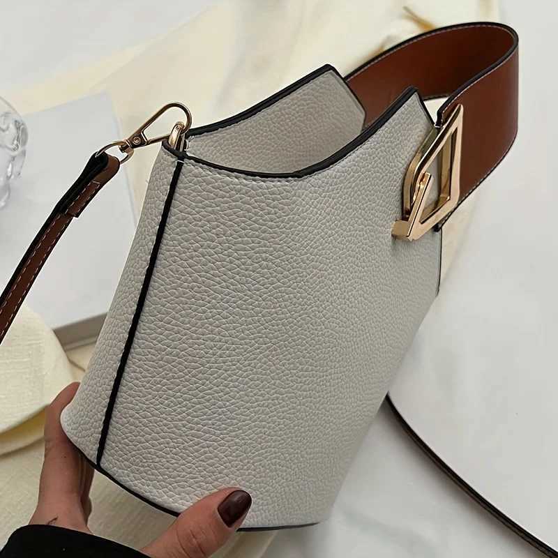French-Inspired Elegant Beige Bucket Bag Large Capacity Golden Lock Adjustable Strap Perfect for Work Travel Daily UseT251213