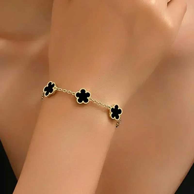 Lucky Womens Hand s Double Sided Flowers Gifts StainlESS Steel Gold Plated s Man M251213