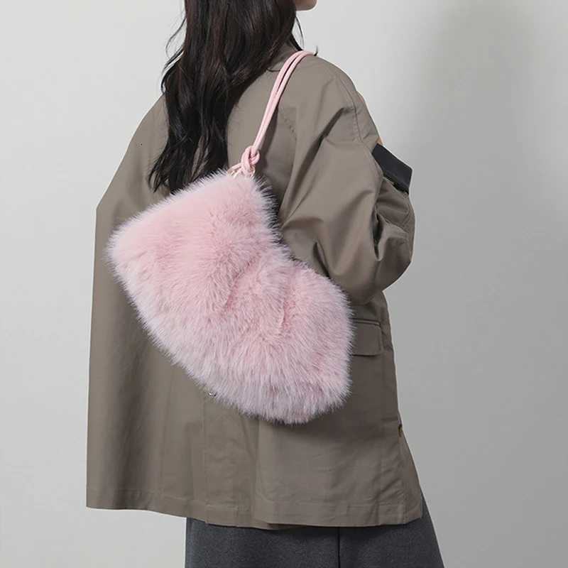 Womens Autumn and Winter Handbag Imitation Fur Fashion Hundred with Plush Bag Solid Color Large Capacity Zipper Shoulder BagT251213