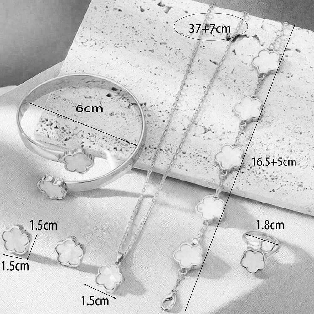 5pcs Lucky Five-petal Flower Womens Jewelry Set Fashion Flower Necklace Earrings Ring Birthday Ann M251213