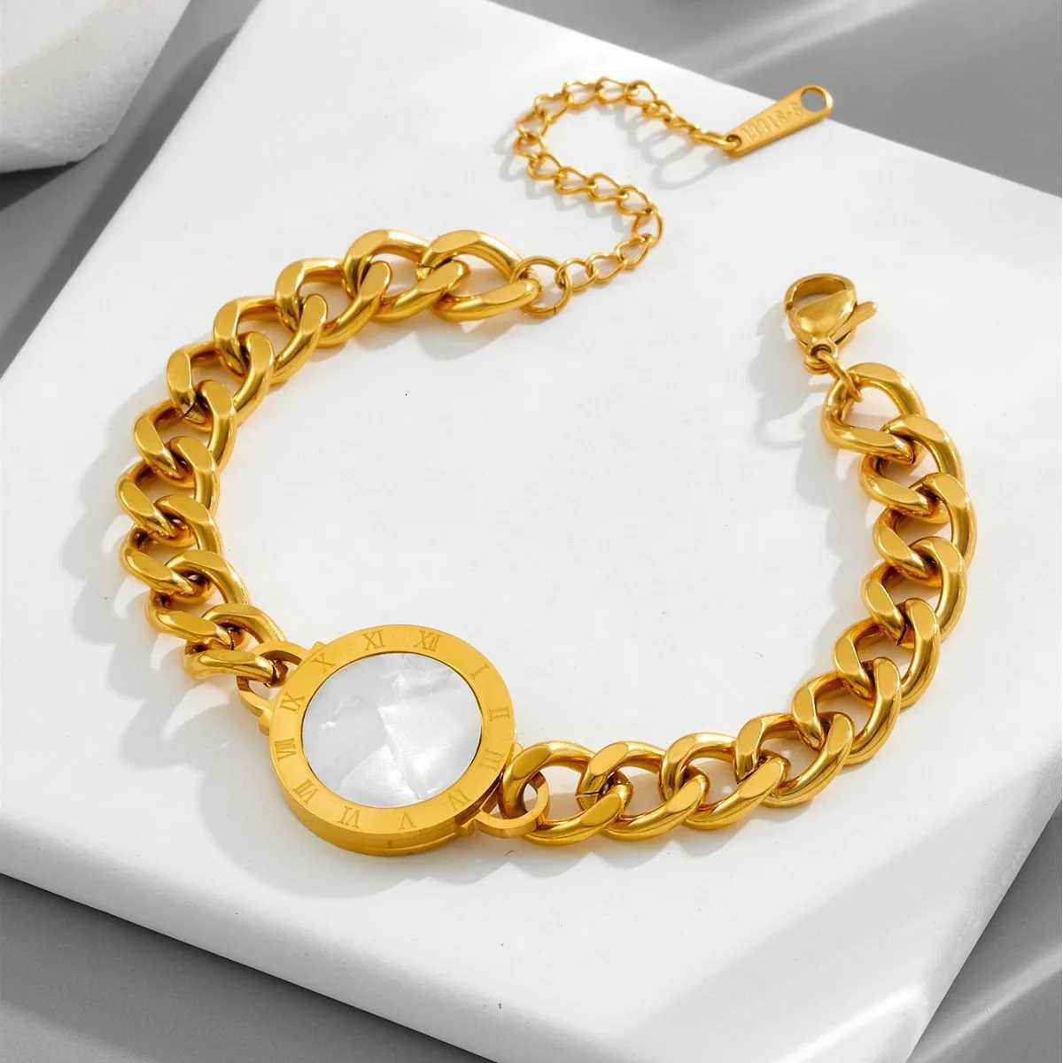 Trendy Ins Style Cuban Chain Stainless Steel Minimalist Fashion Roman Numerals Accessory for Women M251213