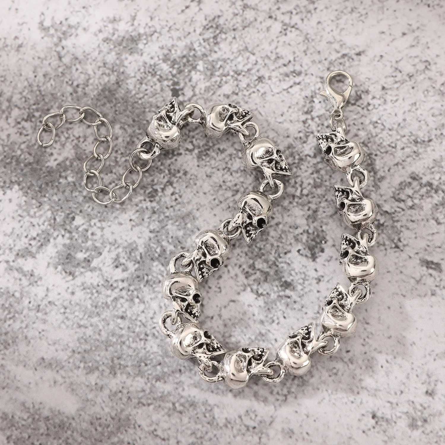 Fashion Punk Style Vintage Mens s Retro Handmade Creative Personality Skull Head Metal Trend s For Men M251213