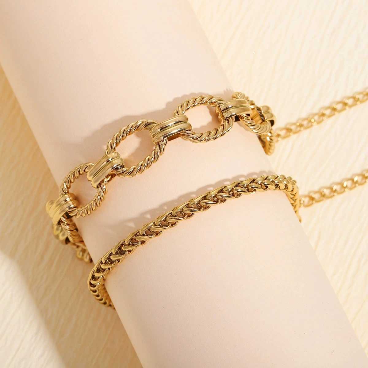 Womens Stainless Steel Thick Chain Oval Twist Jewelry Set M251213