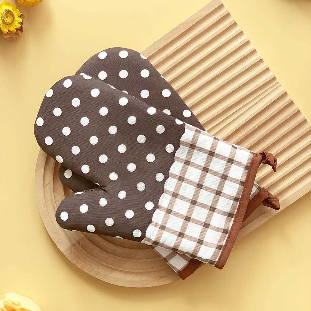 2 pieces of microwave oven gloves anti scalding anti steam and heat-insating gloves non-toxic and environmentally friendly H251212