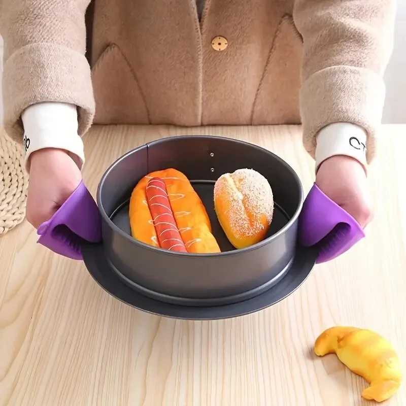 2pcs Thicken Baking silicone oven mitts Microwave Oven Glove Heat Insation Anti-slip Bowl Pot Clips kitchen gloves H251212