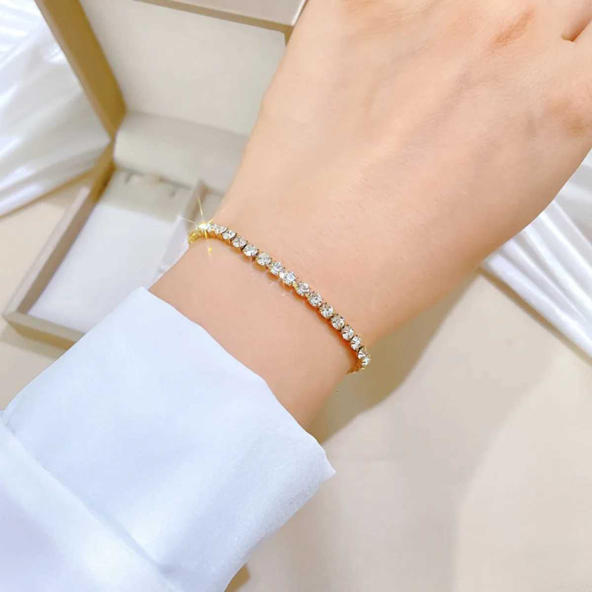 All Stainless Steel Shiny Zircon Tennis Chain s for Women Girls Luxury Bangle Hand Accessories Jewelry Gifts for Friends M251213