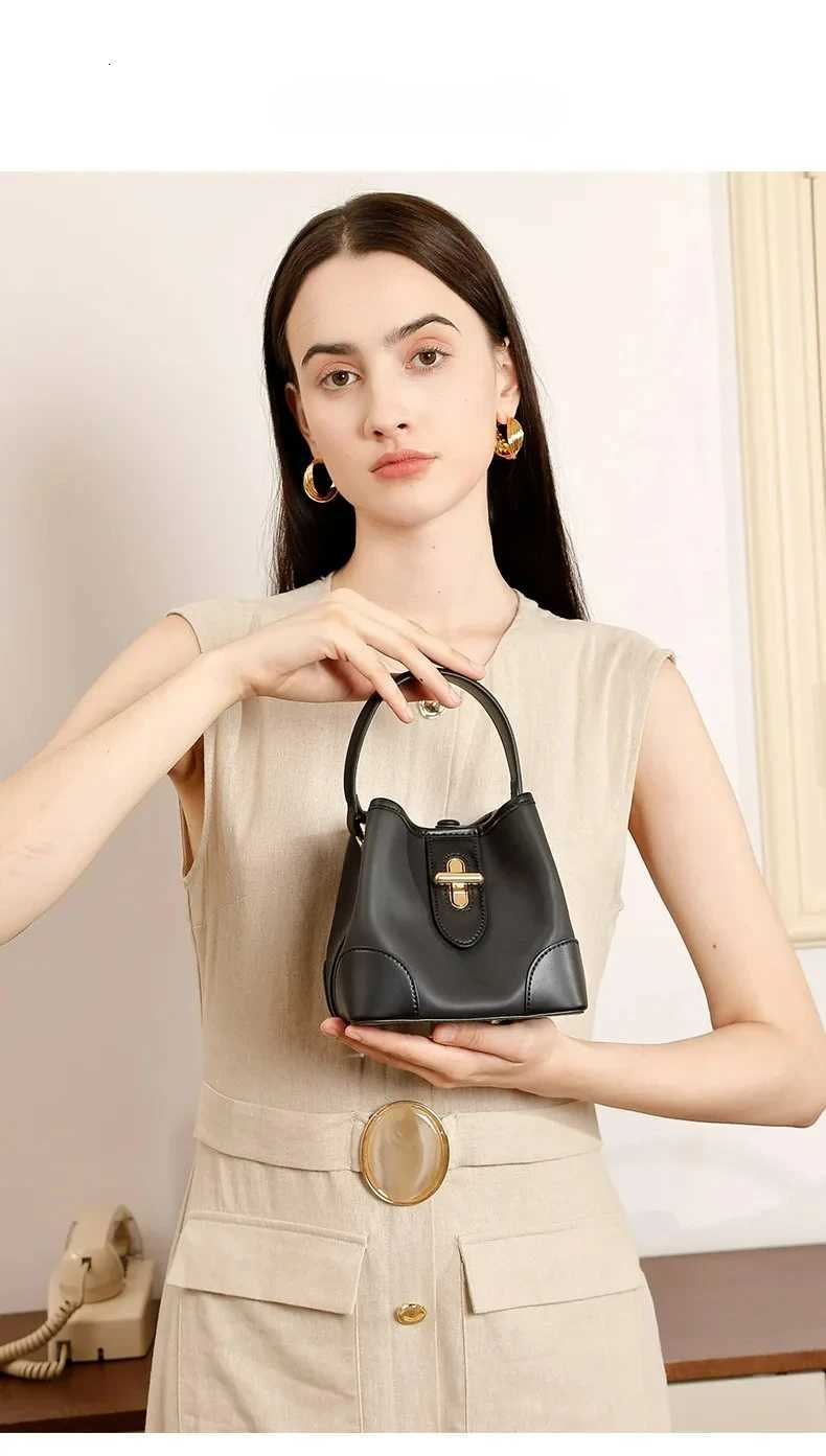 New Arrival Ladies Genuine Leather Handbag Fashion Luxury Trendy Simple Bucket BagT251213