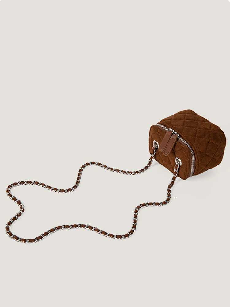 2024 New Diamond Lattice Box Bags Korean Niche Design Suede Chains Crossbody Bag Lady Delicate Mini Lipstick PurseT251213
