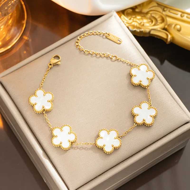 Trendy Lucky Flower Stainless Steel s For Women Girl Romantic Plant Jewelry Party Birthday Daily s M251213