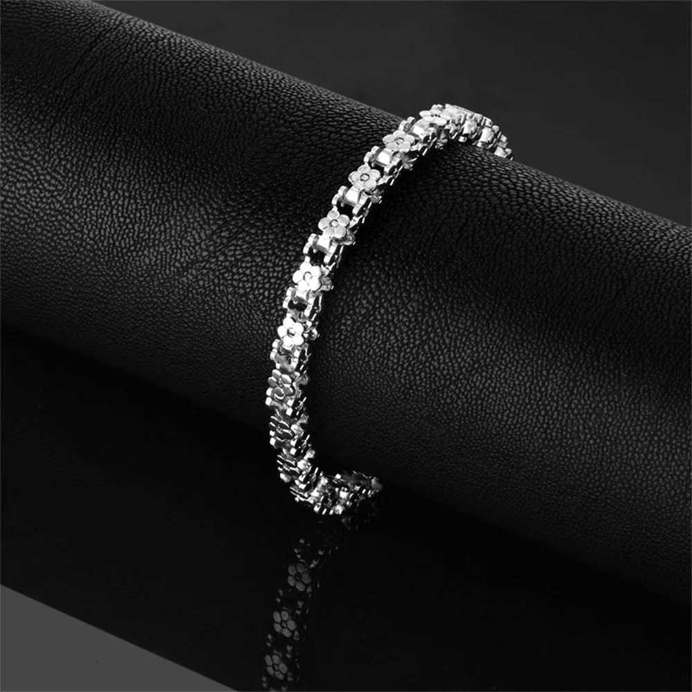 Punk Flower Shape Box Chain Female Gold Silver Color Stainless Steel Chain Link for Women Jewelry Braclet 2025 M251213