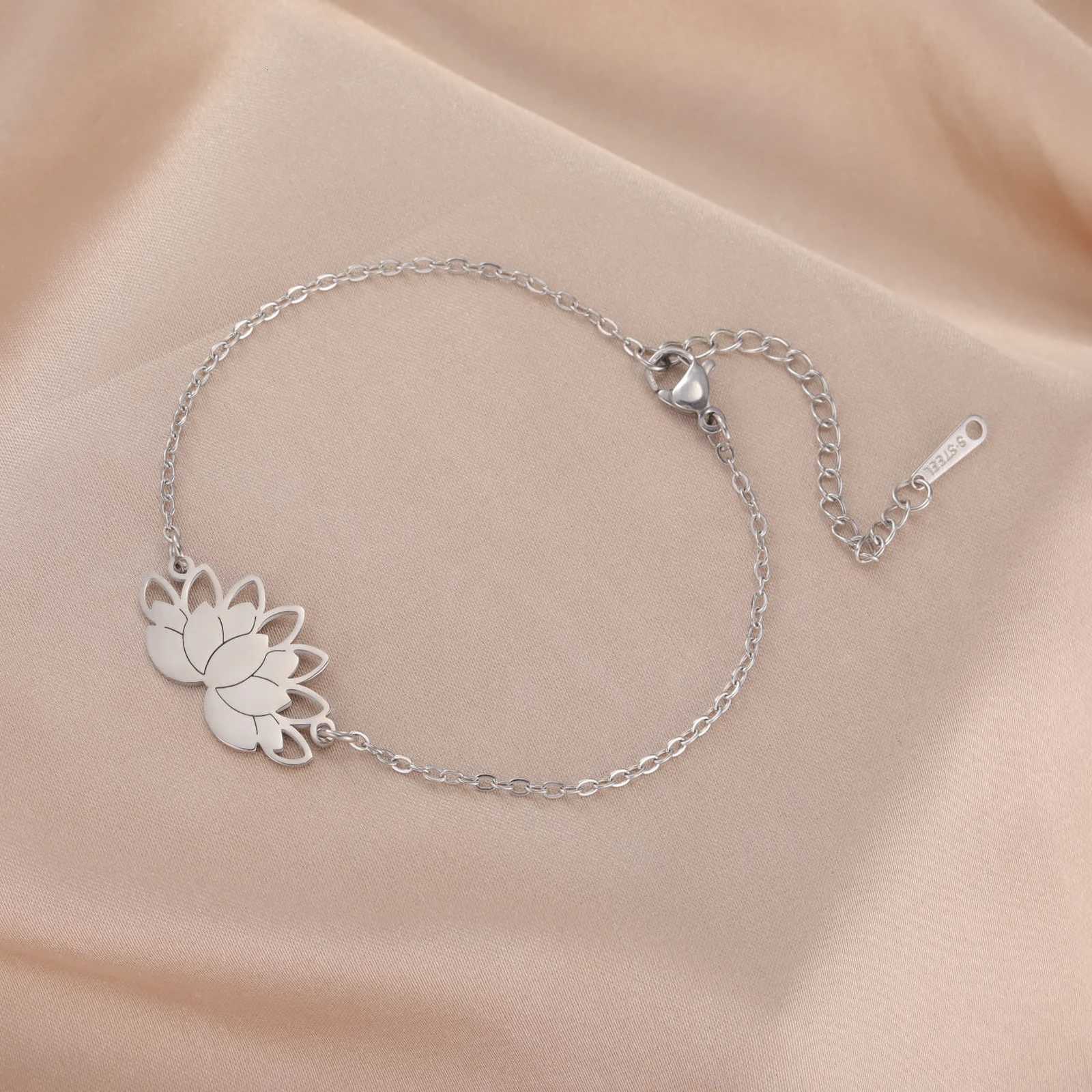Hollow Lotus Pendant Stainless Steel Womens Buddhist Talisman Romantic Jewelry Couples Anniversary Gift M251213