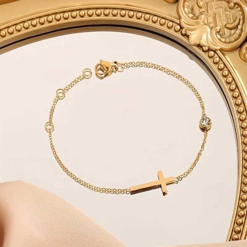 Gold-plated cross with round beads stainless steel pendant suitable for young ladies party wear or as a friend gift M251213