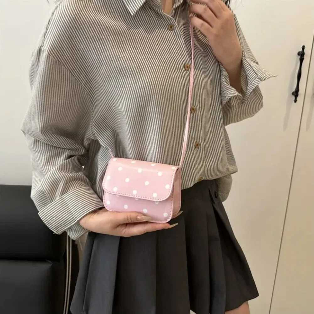 Mini Chic Casual Polka Dot Print Fashionable Shoulder Bag Womens Crossbody Bag Versatile Polyester Lining PU MaterialT251213