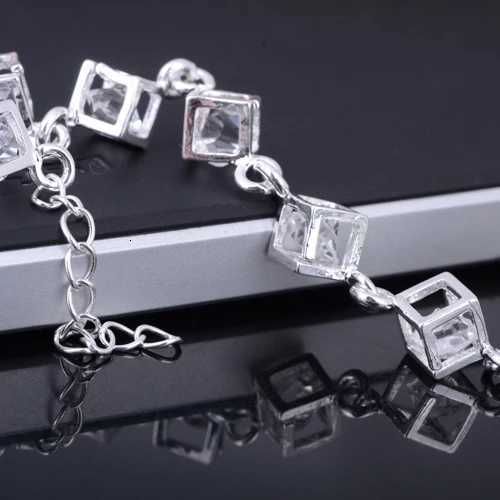 Women Heart Cube Clear Fashion Crystal Bangle Engagement Party Jewelry for Best Friends Gift M251213