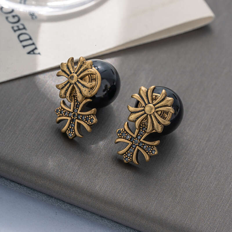 Cross Pearl for Women High-end Personality Fashion Internet Celebrity Versatile Stud European and American Light Luxury Niche Earrings