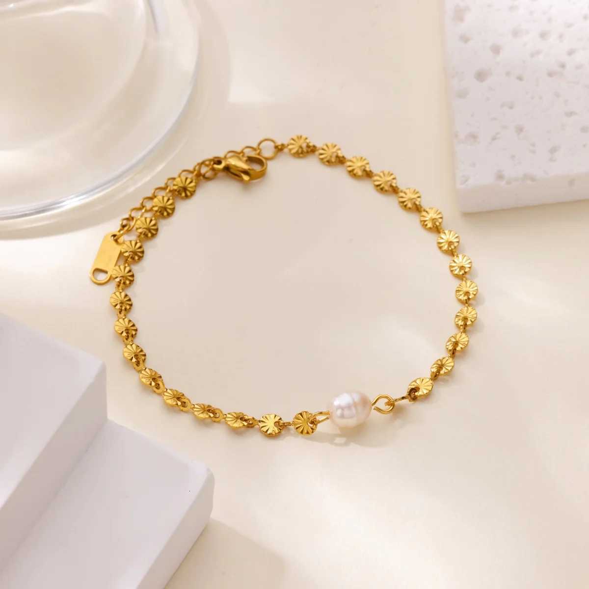 Free Shipping Fashion Imitation Pearl For Women Stainless Steel Gold Color Chain New Wedding Couple Jewelry M251213