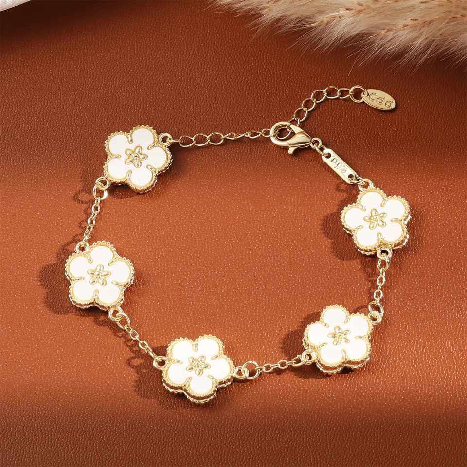 Yupsk Fashion Five Flower Charm For Women Girls Colorful Imitation Fritillary Gold Color Chain s Jewelry Gift M251213