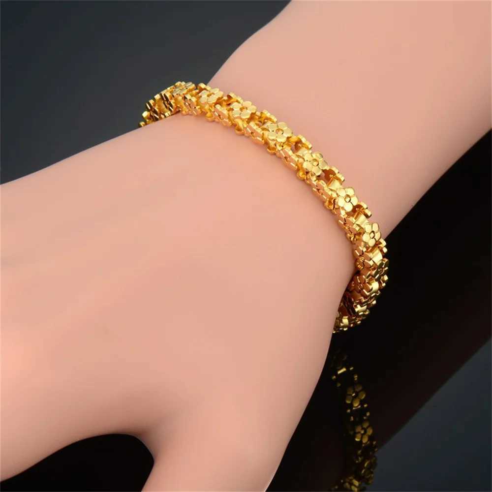 Punk Flower Shape Box Chain Female Gold Silver Color Stainless Steel Chain Link for Women Jewelry Braclet 2025 M251213