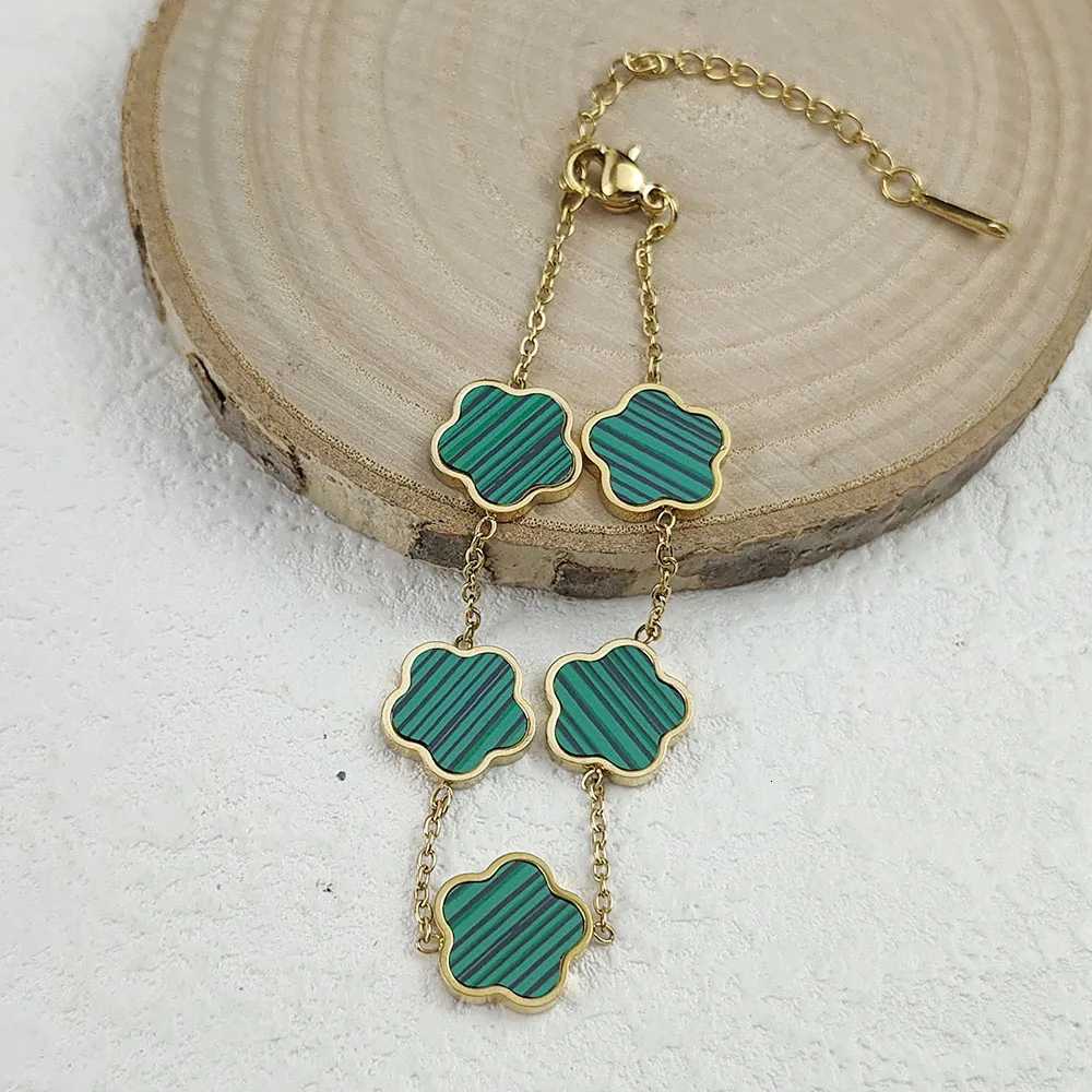 Classic Luxury StainlESS Steel Ladies Adjustable Five Flower s for Women New Fashion Party Jewelry Gifts M251213