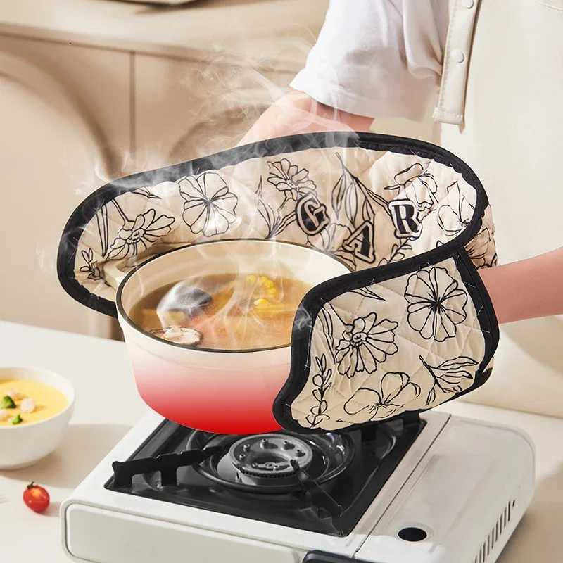 New Heat-resistant Gloves Thicke Integrated Insation Baking Tools High-temperature Resistant Ovens for Household Kitchens H251212