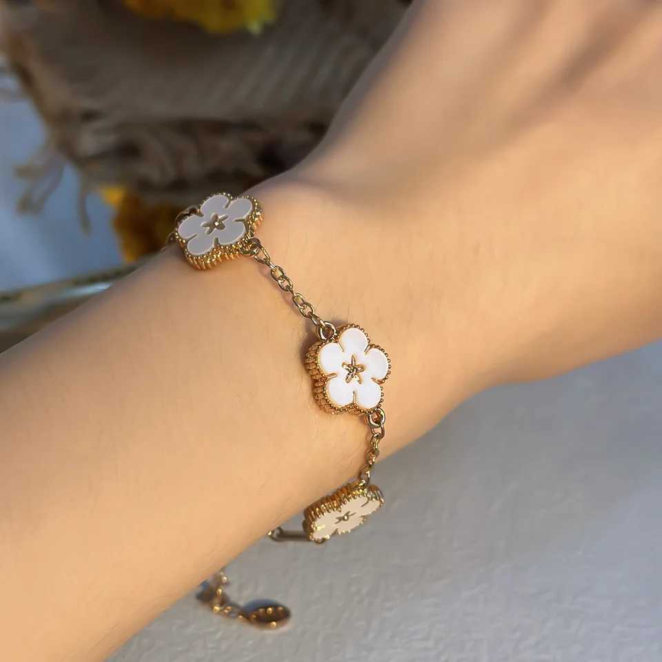 Luxury Double-sided Plum Blossoms s for Women Five Flower Adjustable s Aesthetic Party Lucky Jewelry Gift M251213