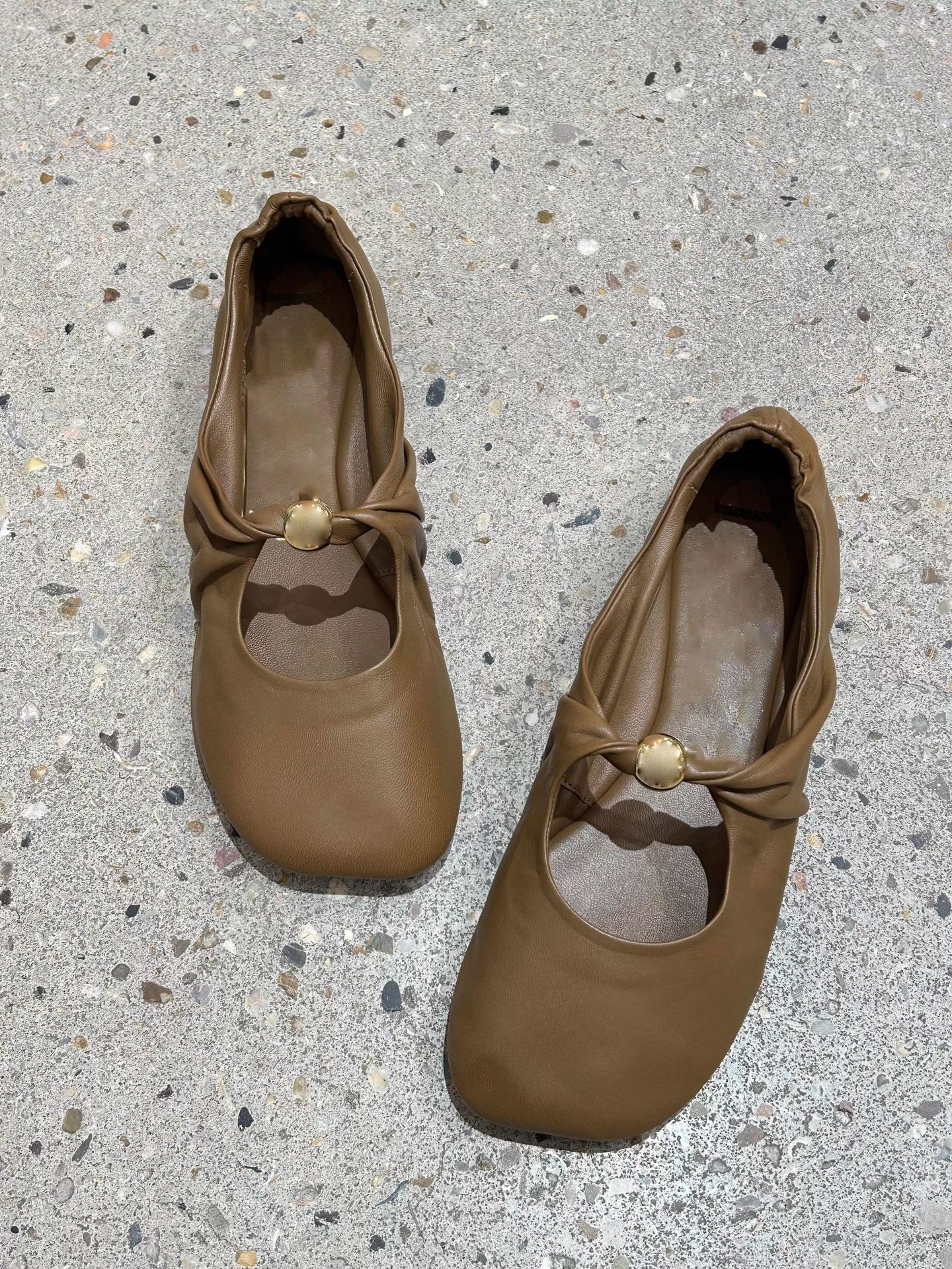Elegant Ballet Shoes Free Shipping Spring New Design Retro Wrinkle Square Toe Flat Womens Shoes One Strap Soft Sole Mary Jane Shoes