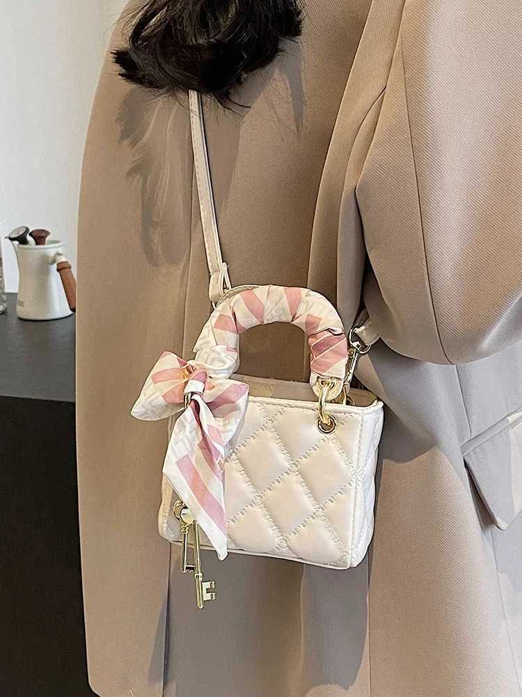 Trendy Wine Red Diamond Lattice Crossbody Bags Women Fashion PU Leather Tote Square Bag Lady Delicate Small HandbagT251213