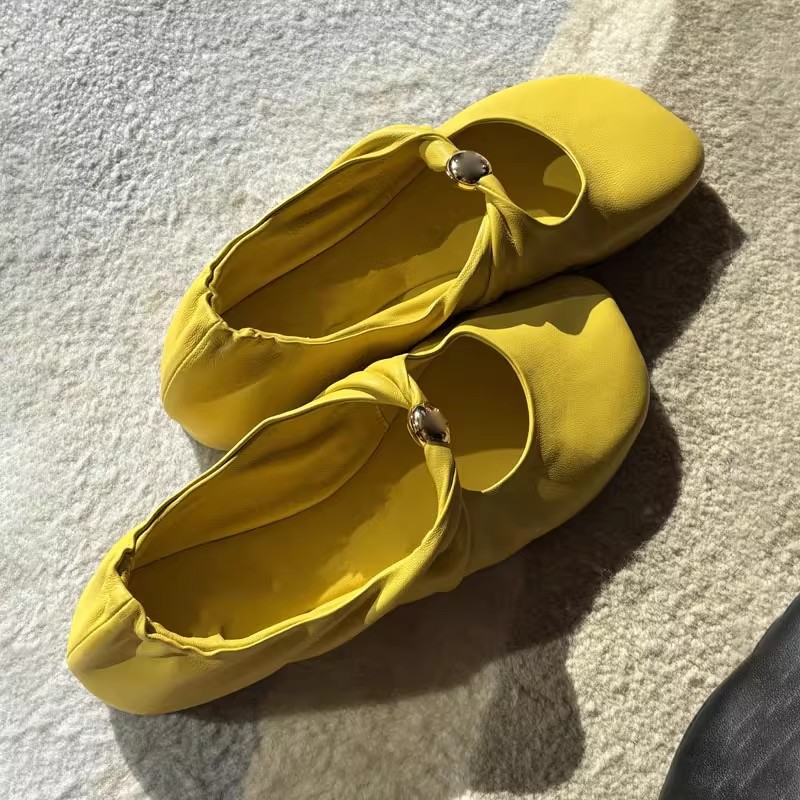 Elegant Ballet Shoes Free Shipping Spring New Design Retro Wrinkle Square Toe Flat Womens Shoes One Strap Soft Sole Mary Jane Shoes