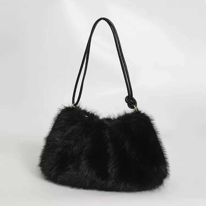 Womens Autumn and Winter Handbag Imitation Fur Fashion Hundred with Plush Bag Solid Color Large Capacity Zipper Shoulder BagT251213