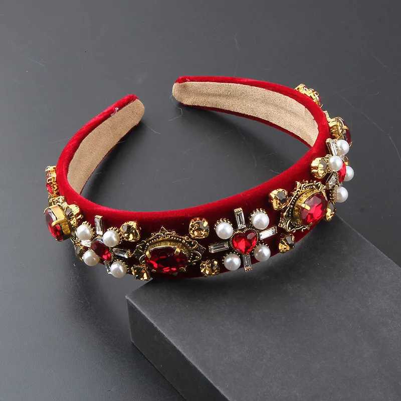 Heaear New Fashion Flannelette Inlaid Rhinestone Pearl Baroque Hair Band Ladies Walk Beautif Wen Hair Accories 892 Y251213