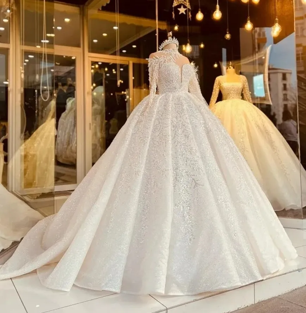 White Wedding Dresses Ivory Bridal Gowns New Formal Girl A Line High Neck Long Sleeve Beaded Applique Sequins Sequined Plus Size Pearls Illusion Custo